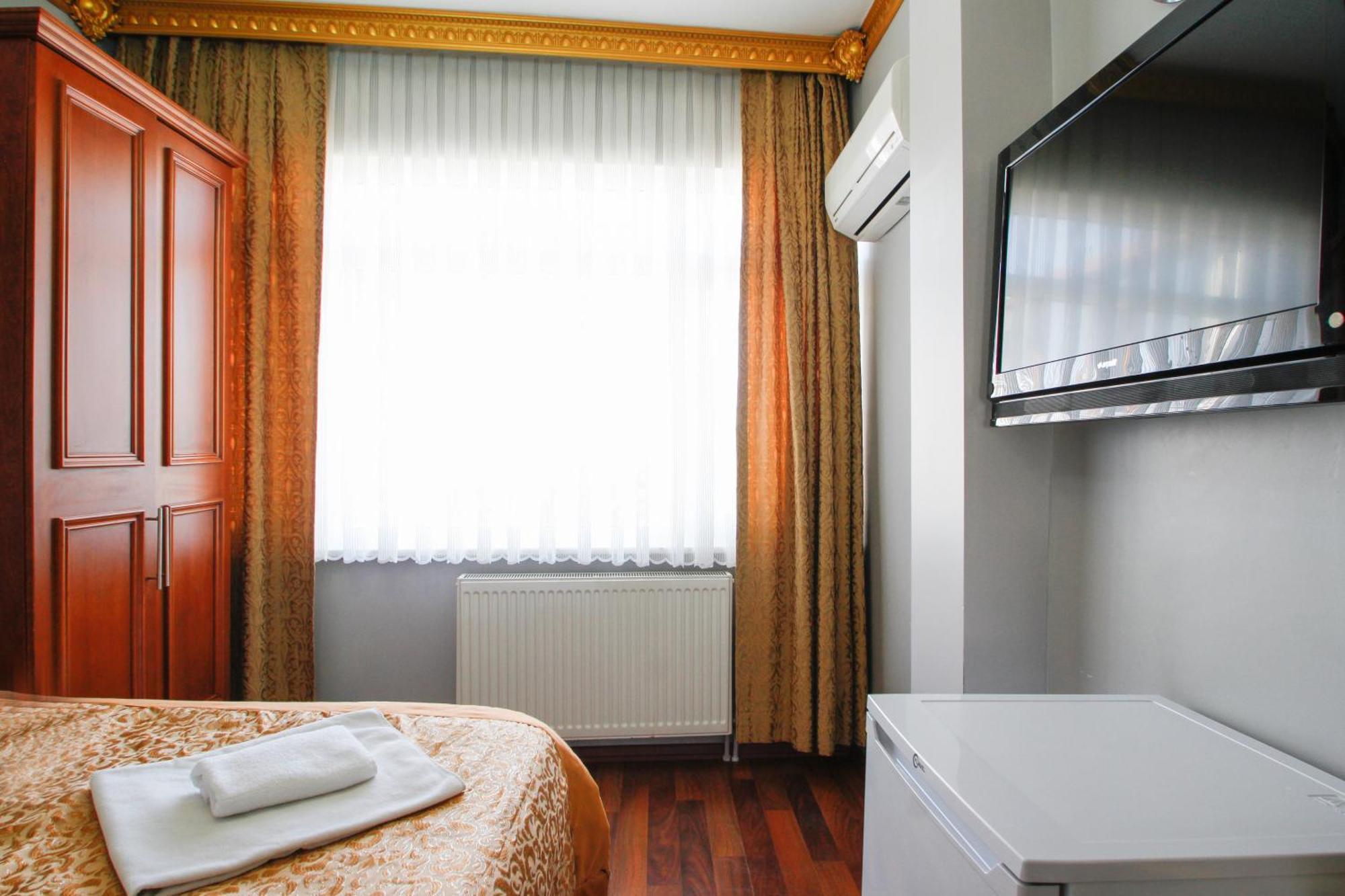 Californiacityhotel Istanbul Exterior photo